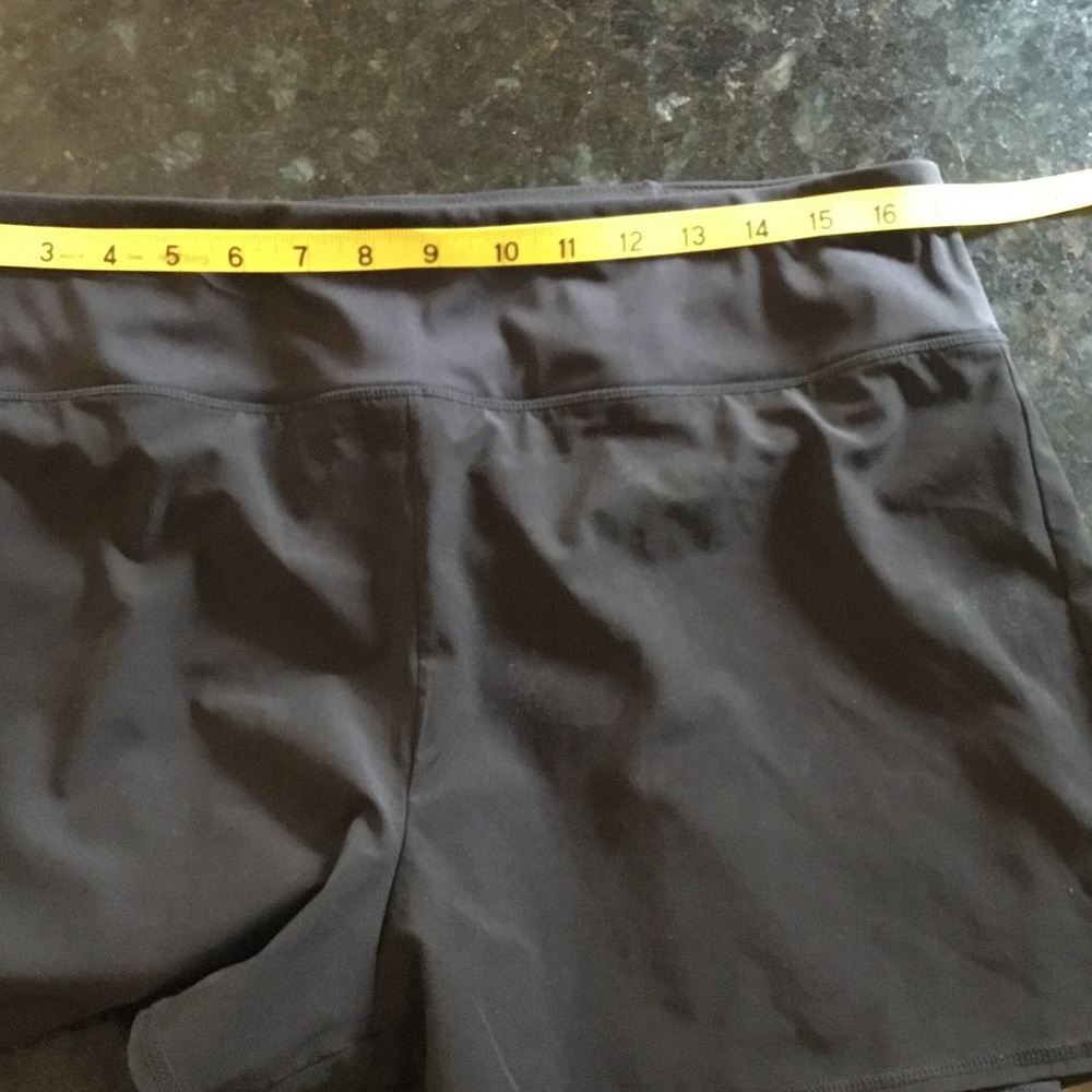 90 Degree By Reflex Black Athletic Stretch Shorts with Liner - Picture 8 of 8
